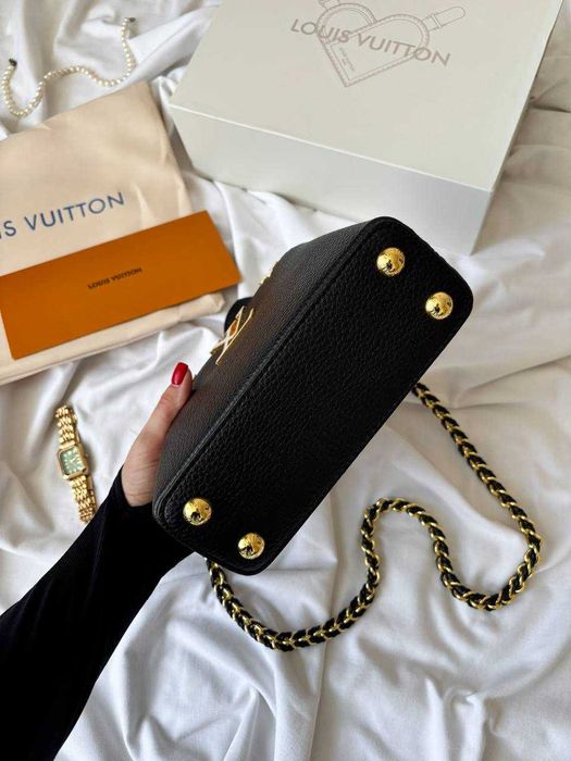 Louis Vuitton Capucines Mini Black With Gold