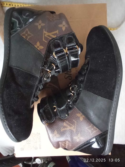 Черевики Louis Vuitton р.36 устілка 24 см для дівчинки демісизонні