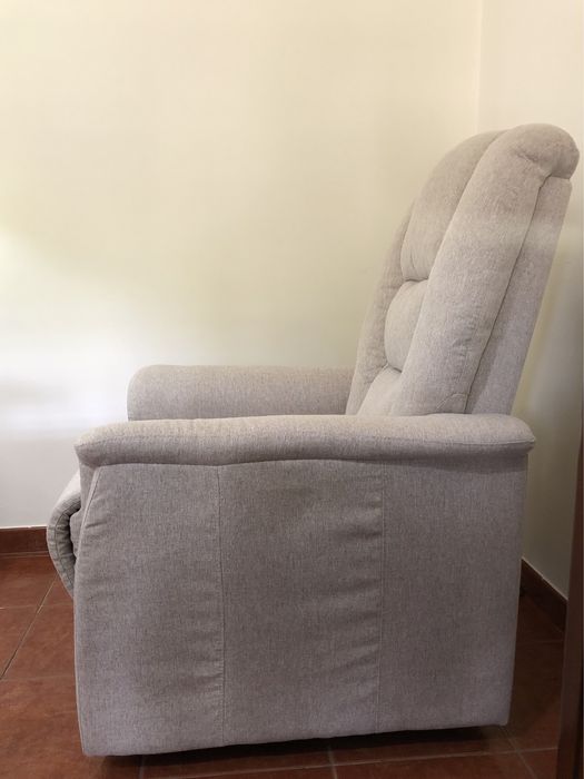 Poltrona Elétrica C/ Dois Motores Individuais