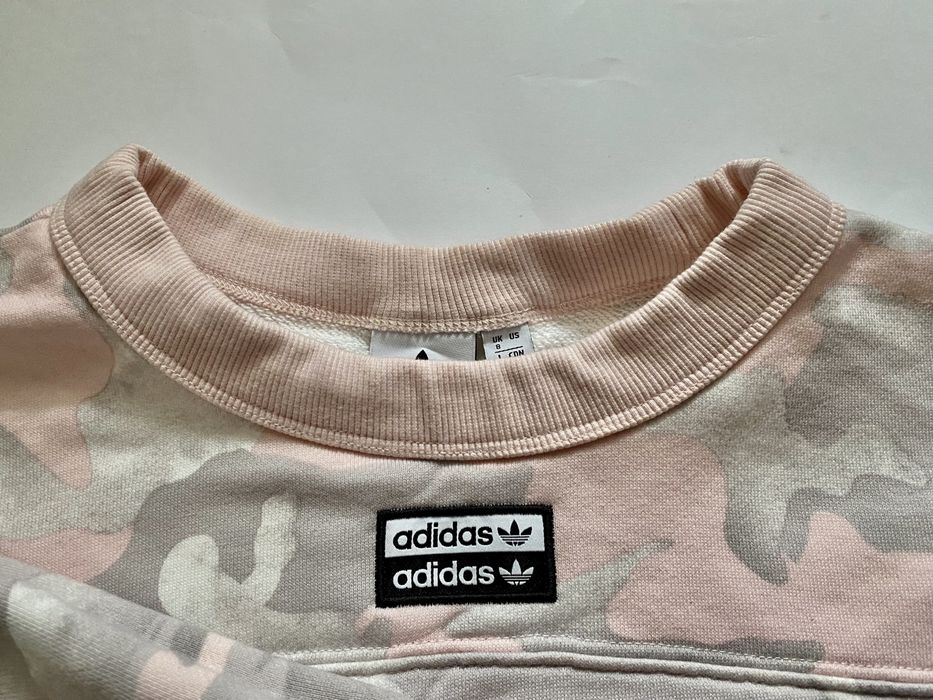 Adidas адидас свитшот хаки