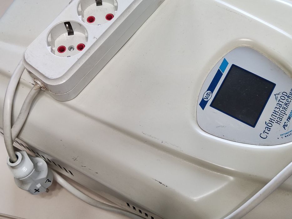 Автоматический стабилизатор напряжения 8кВт