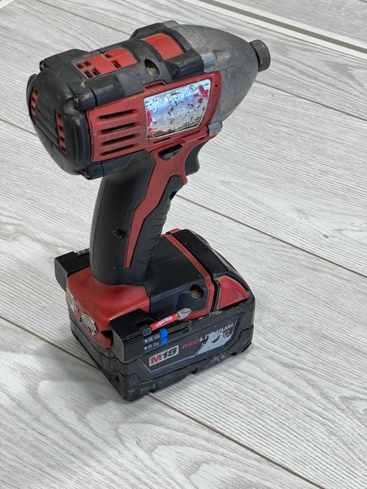 Магнітний тримач біт для інструменту Milwaukee Бітотримач