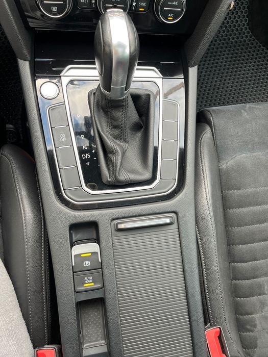 WV passat b8 r-line