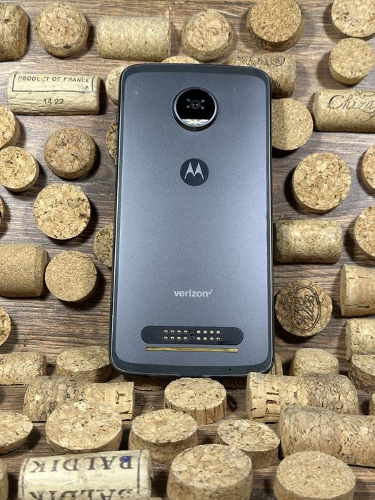 【S5】motorola moto Z2 Play 新品未使用 OP付き S5】motorola moto Z2 Play 新品未使用 OP付き MOTOROLA Moto Z2 Play