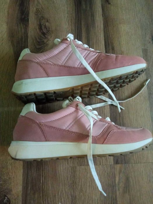 Sneakersy Tamaris - rozm.39