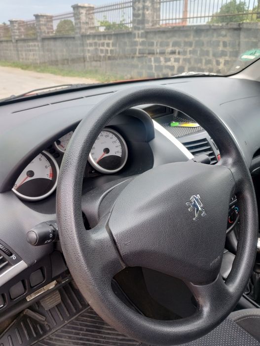 Продається Peugeot 206+ 1.4i