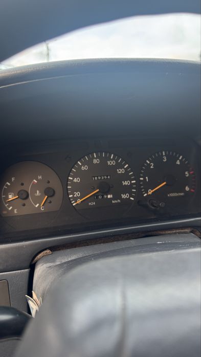 Toyota hiace 6 lugares