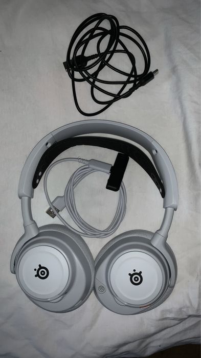 Steelseries Arctis Nova 7X Xbox Series X