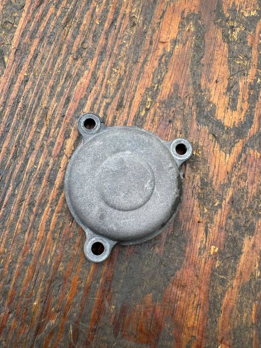 kapa dekiel pokrywa filtra oleju husqvarna 250 / 400 / 450 / 510