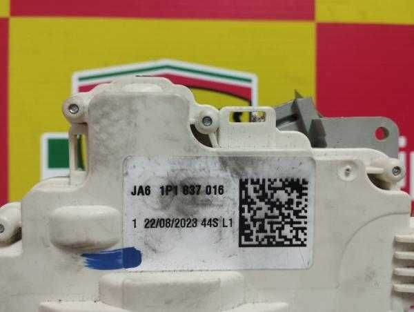 Fecho da Porta Frente Dto SEAT LEON | 05 - 13 l 132067
