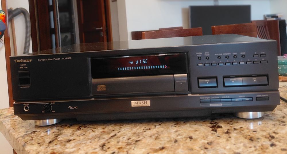 Technics  compact  SL-PS 50