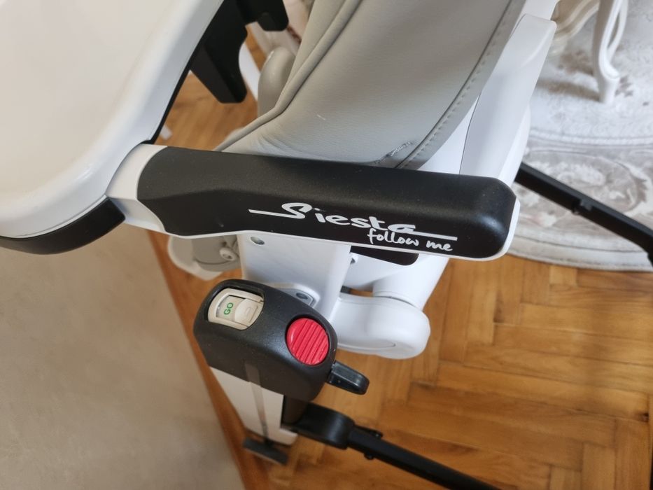 Стільчик для годування Peg perego