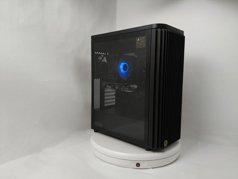 Komputer Gamingowy i9-14900,RTX 5070 Ti,128 GB,Win 11 Pro