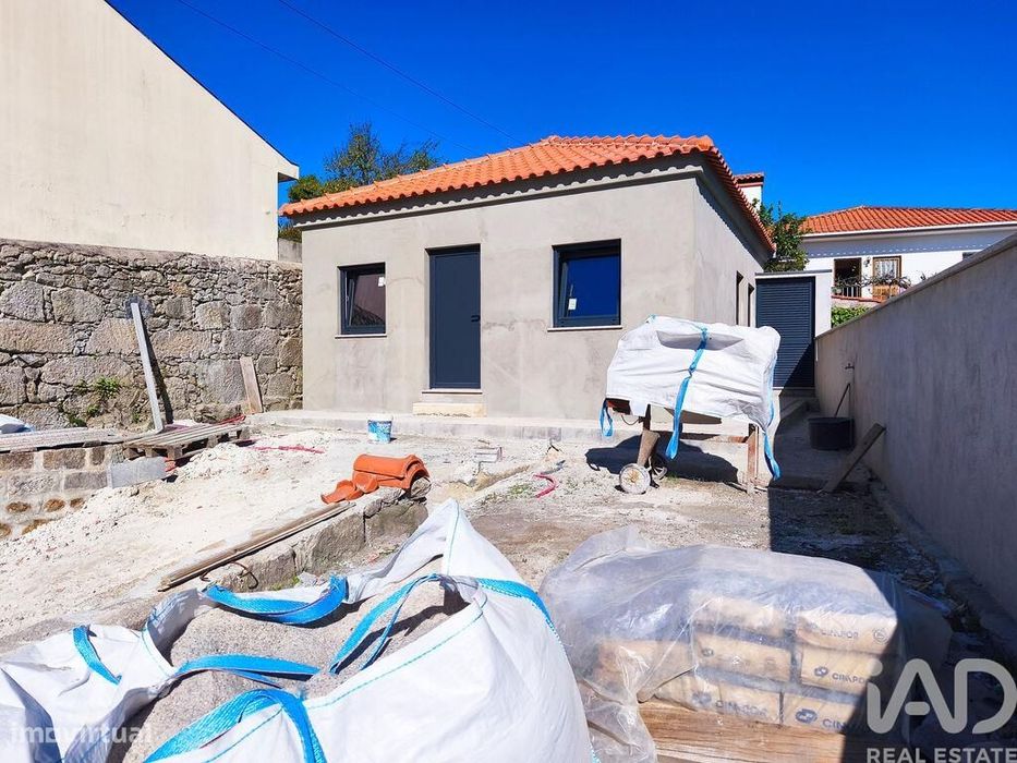Moradia térrea T2 em Darque de 45,8 m2