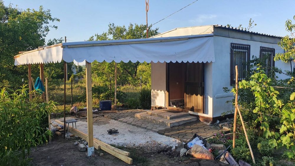 Продам баннер, б/у, (как новый) 85грн/м.кв.