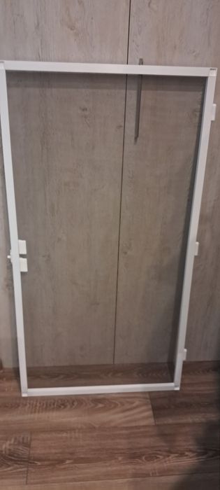 Продам москитную сетку б/у
