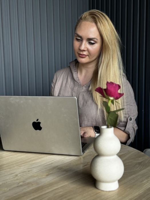 Астролог Прогноз на місяць та рік індивідуальний гороскоп