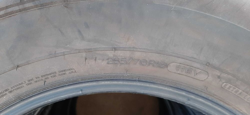 Pneus novos Michelin 255/70R18