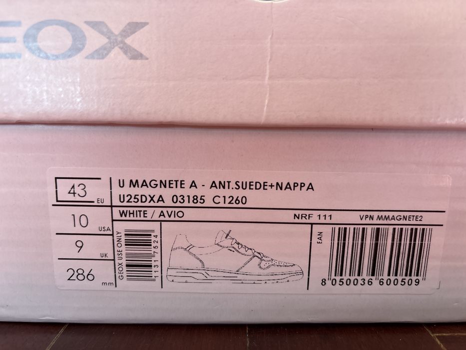 Sapatilhas Geox em pele