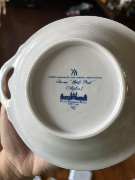 Azeitoneira em Porcelana- Coleção do Palâcio Nacional de Mafra