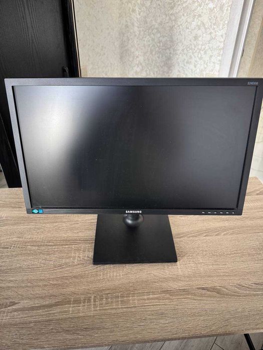 Системний блок i7-3820|16Gb DDR3|RX5500 8Gb|2TB +Монітор 24" Samsung