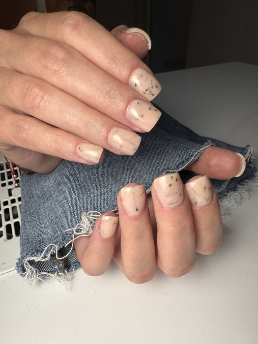 Manicure hybrydowy/żelowy  100 zł