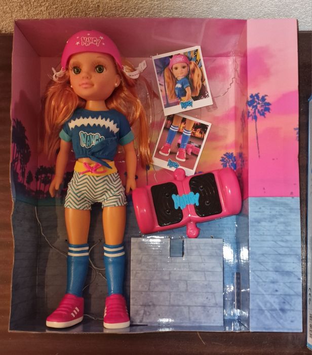 Nancy - Day with Hoverboard64751911882115121