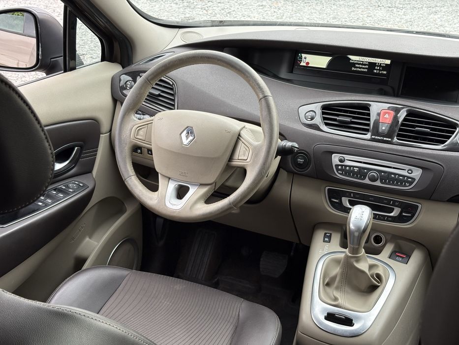 Renault Grand Scenic 7 Osobowy 2011 Automat 2.0 Diesel Wersja Bose 245000km