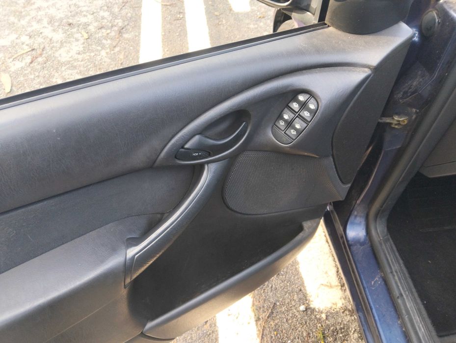 Ford focus 1400 gasolina