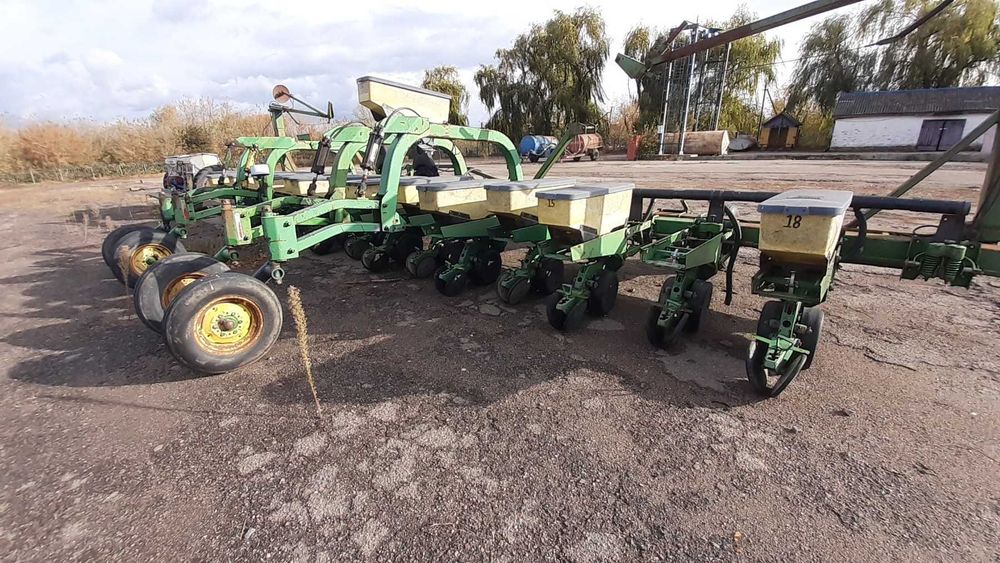 Сівалка John Deere 7300 Max Emerge2