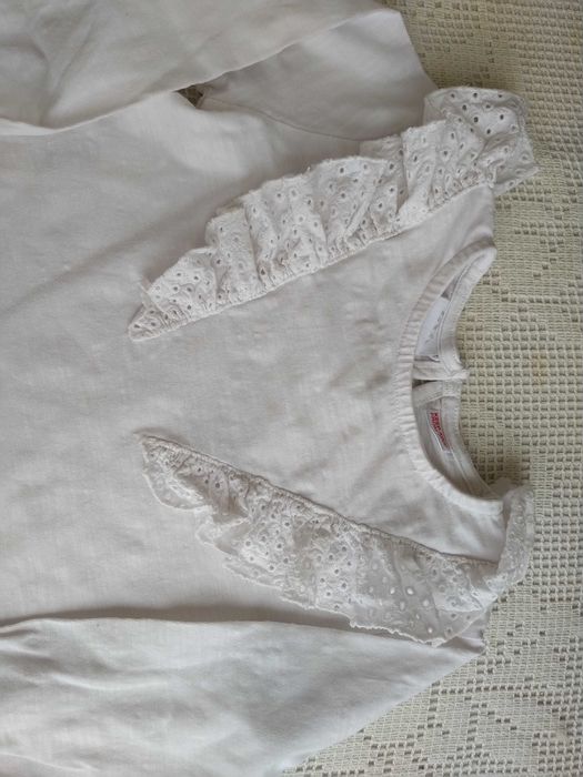 Blusa branca com folhos - Zara - 18 - 24 meses - 92 cm
