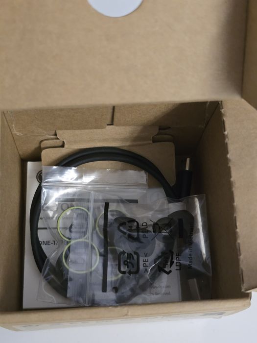 Auriculares LG Tone Free Fit TF7Q - NOVOS (Caixa Aberta mas Nunca Usad