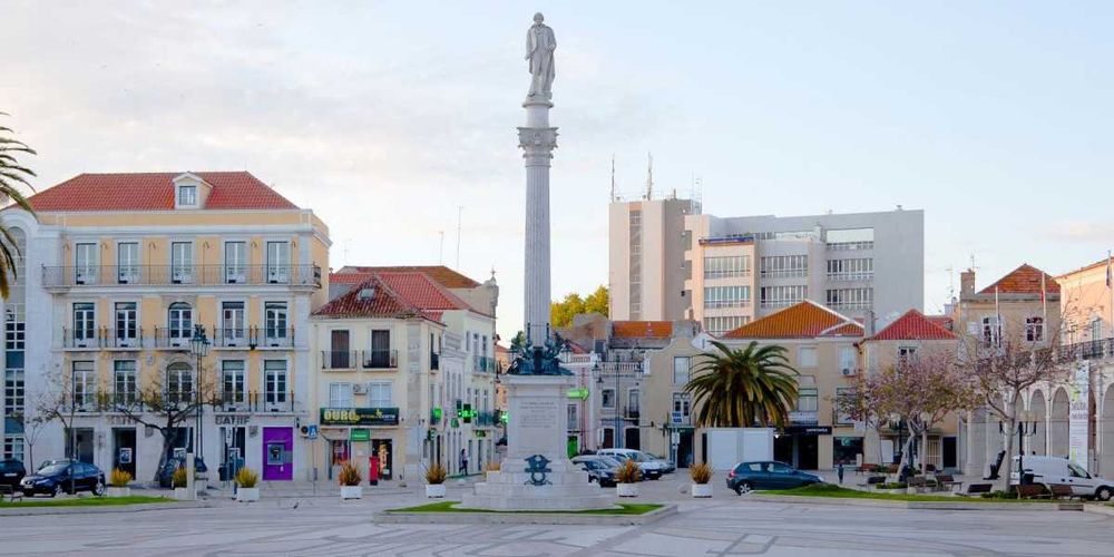 Trespasse de Padaria com Fábrica + Pastelaria em Funcionamento em Setúbal