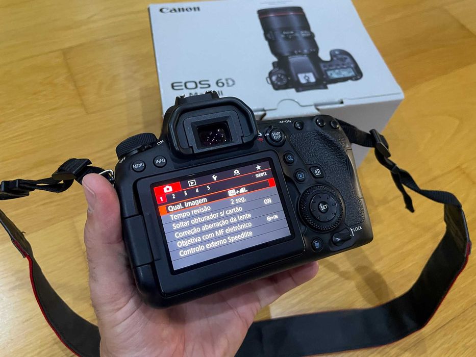 Canon EOS 6D Mark II - Como Nova