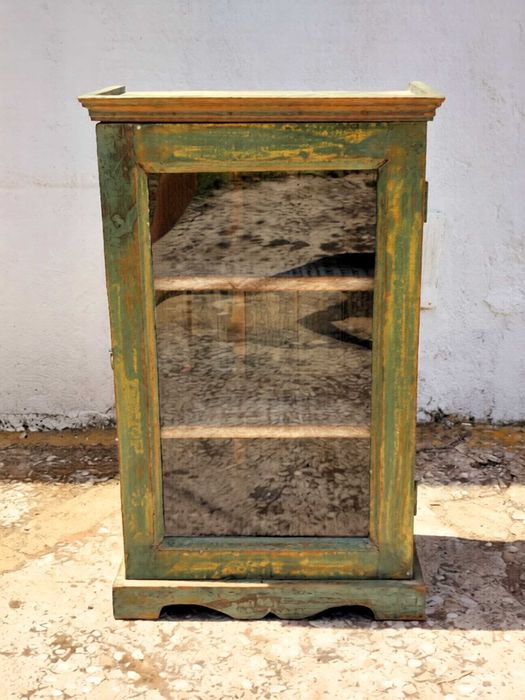 Vitrine pequena em Teca para parede ou mesa