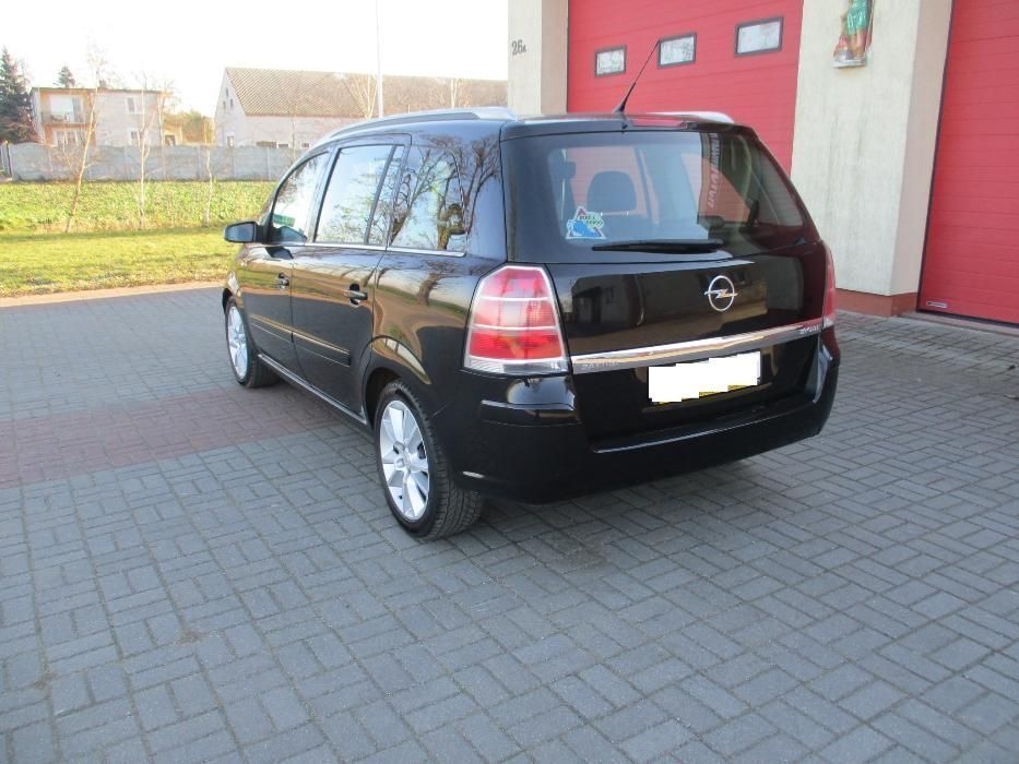 Na części Opel Zafira B Silnik Skrzynia Maska Zderzak Drzwi Klapa Szyba