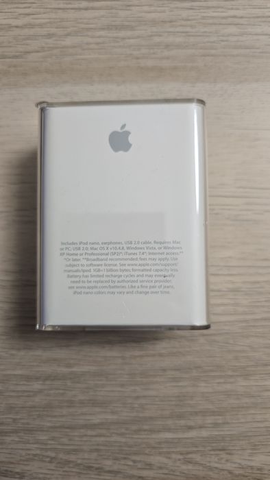 iPod Nano 3rd Gen 4GB Silver FACTORY SEALED