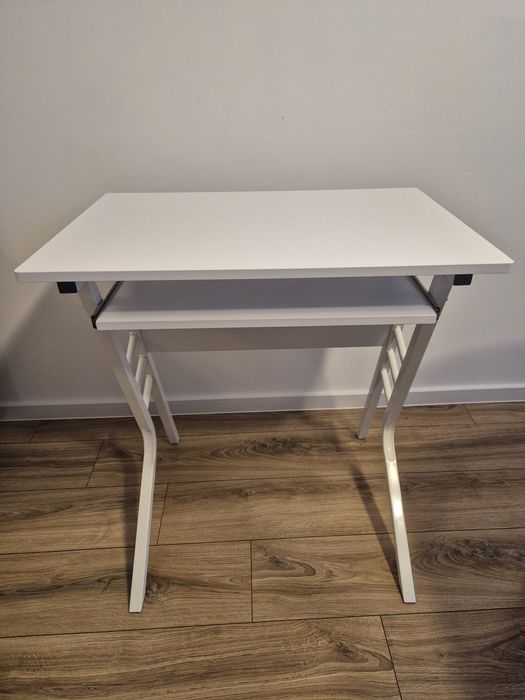Białe biurko 70 cm, komputerowe, do nauki