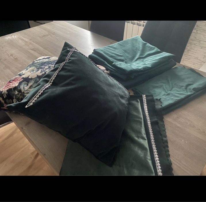 Zestaw zaslony, bieznik i poduszki