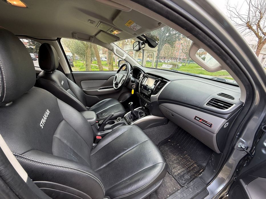 Vendo impecavel sempre de garagem