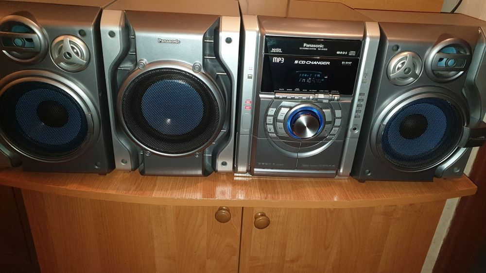 Wieża Panasonic SA-AK630 Radio FM CD Aux