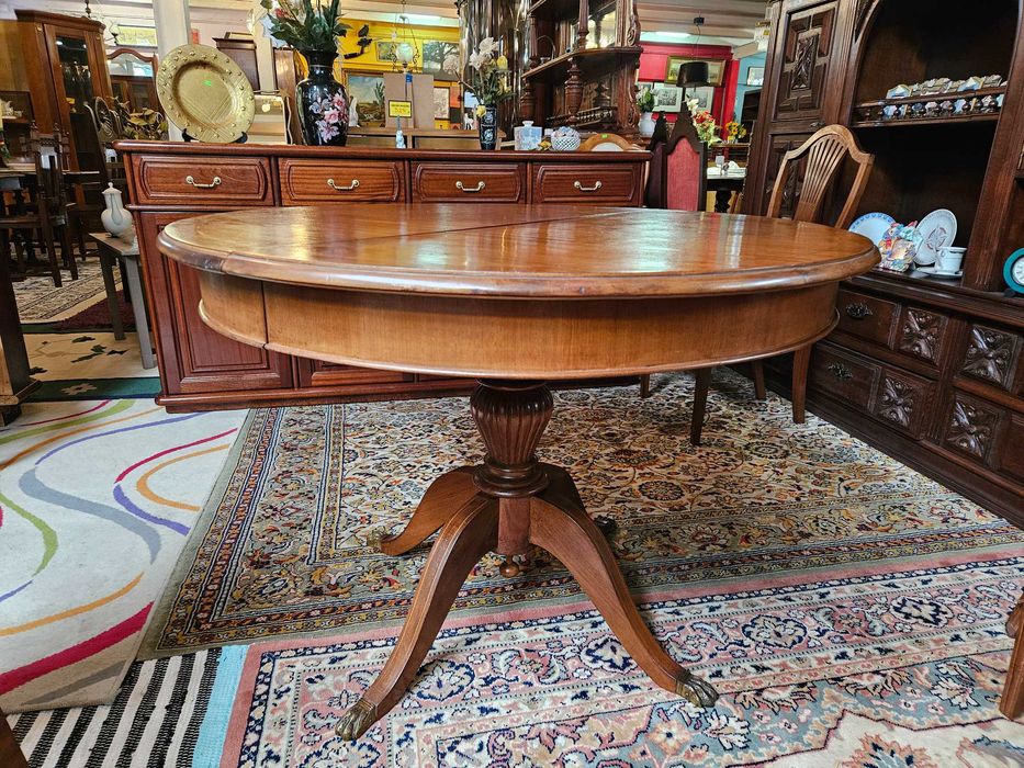 Mesa de sala em madeira - Extensível - Bom est