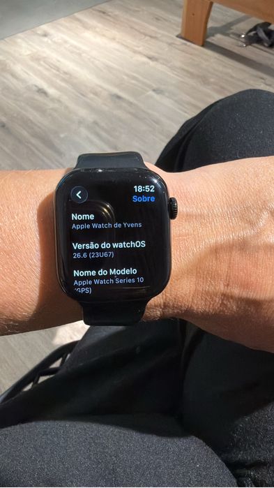 Apple Watch Series 10 (GPS) 64GB - Caixa em Alumínio