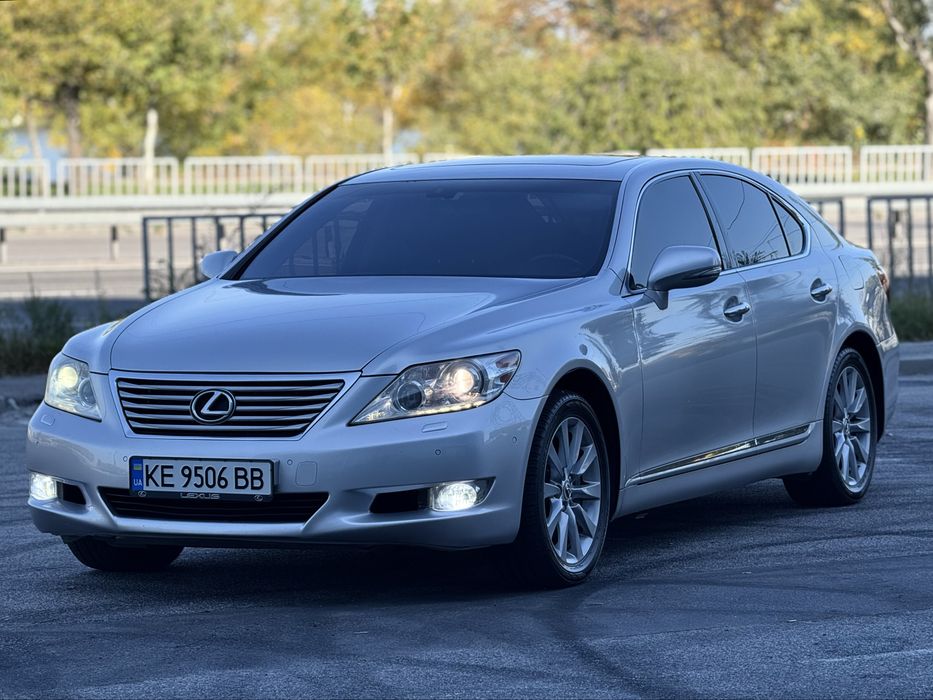 Lexus LS 460, 2010 рік , 4.6 бензин
