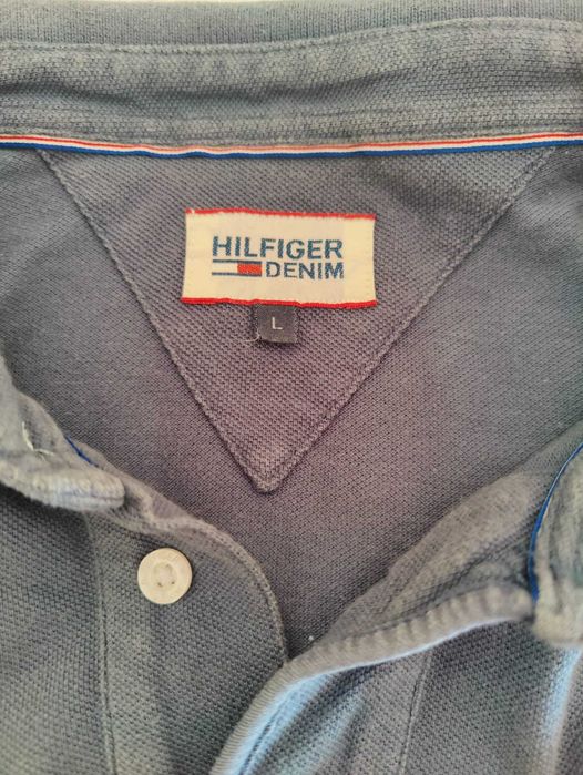 Polo Tommy Hilfiger tam. L em muito bom estado RESERVADO