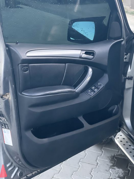 Продам BMW Х5Е53