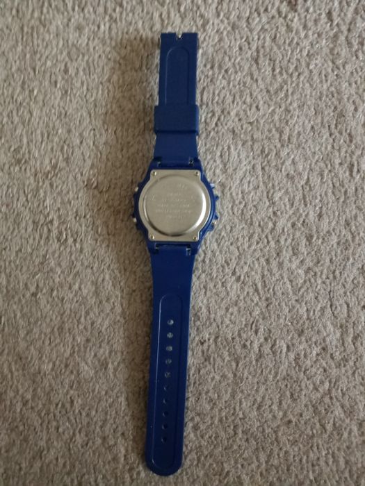 Наручний годинник