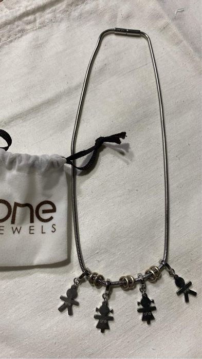 Fio e pendente ONE