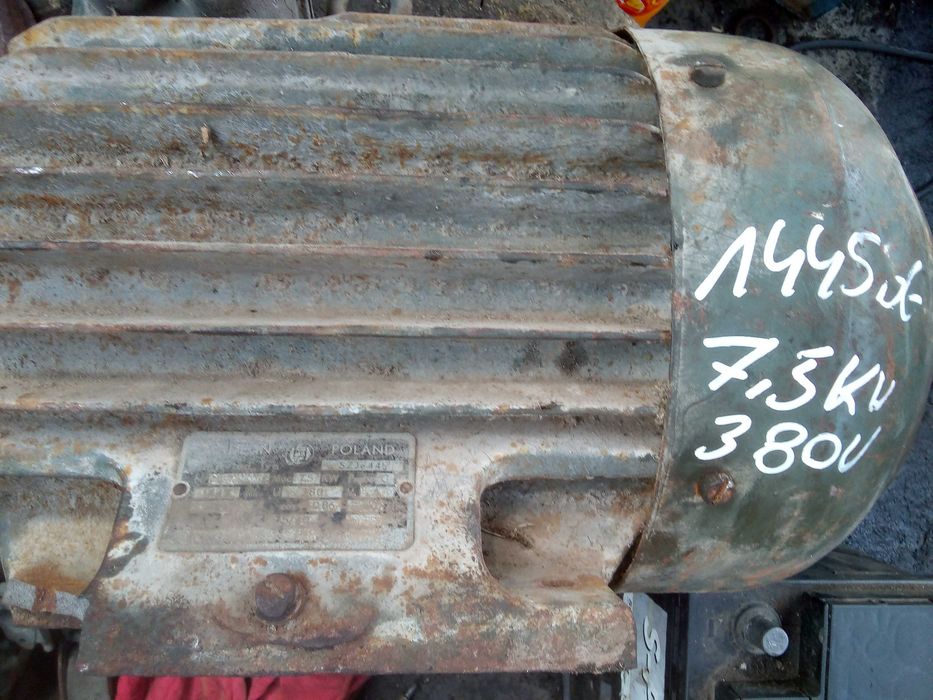 silnik elektryczny 0,80kw  2890 obrotów  220/380V