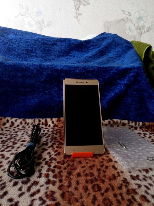 Xiaomi Redmi 3 S 4G - 3/32Gb. Сканер пальца, пульт управления техникой